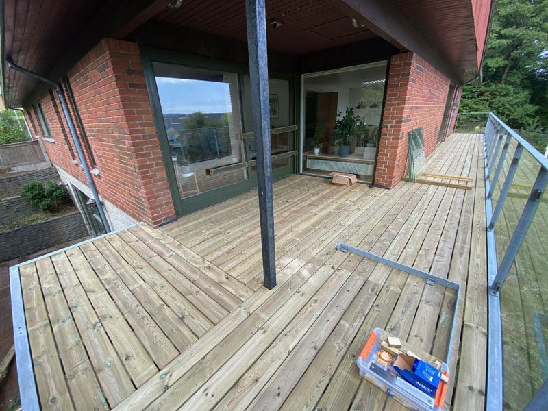 Terrassehegn i glas